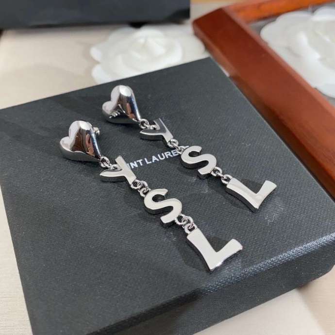 Picture of YSL Earring _SKUYSLearring02cly9617770